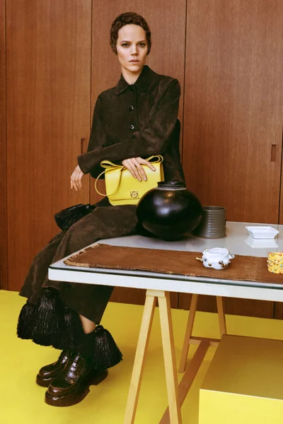 Look 25